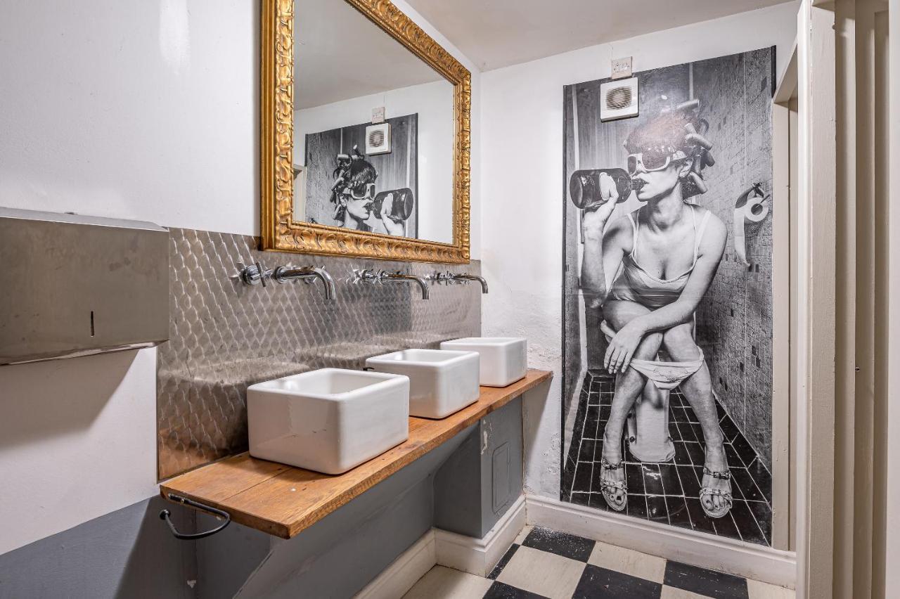 Moonfleet Boutique Hotel Skinningrove Екстериор снимка